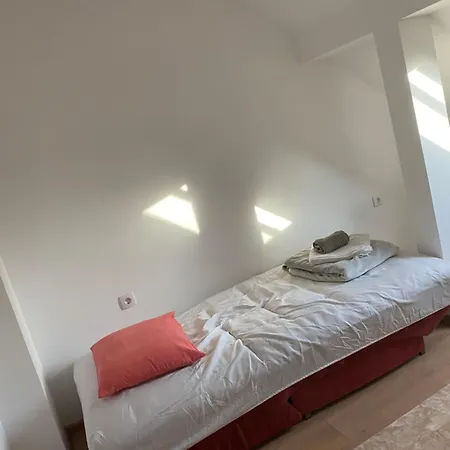 Eli Guest house